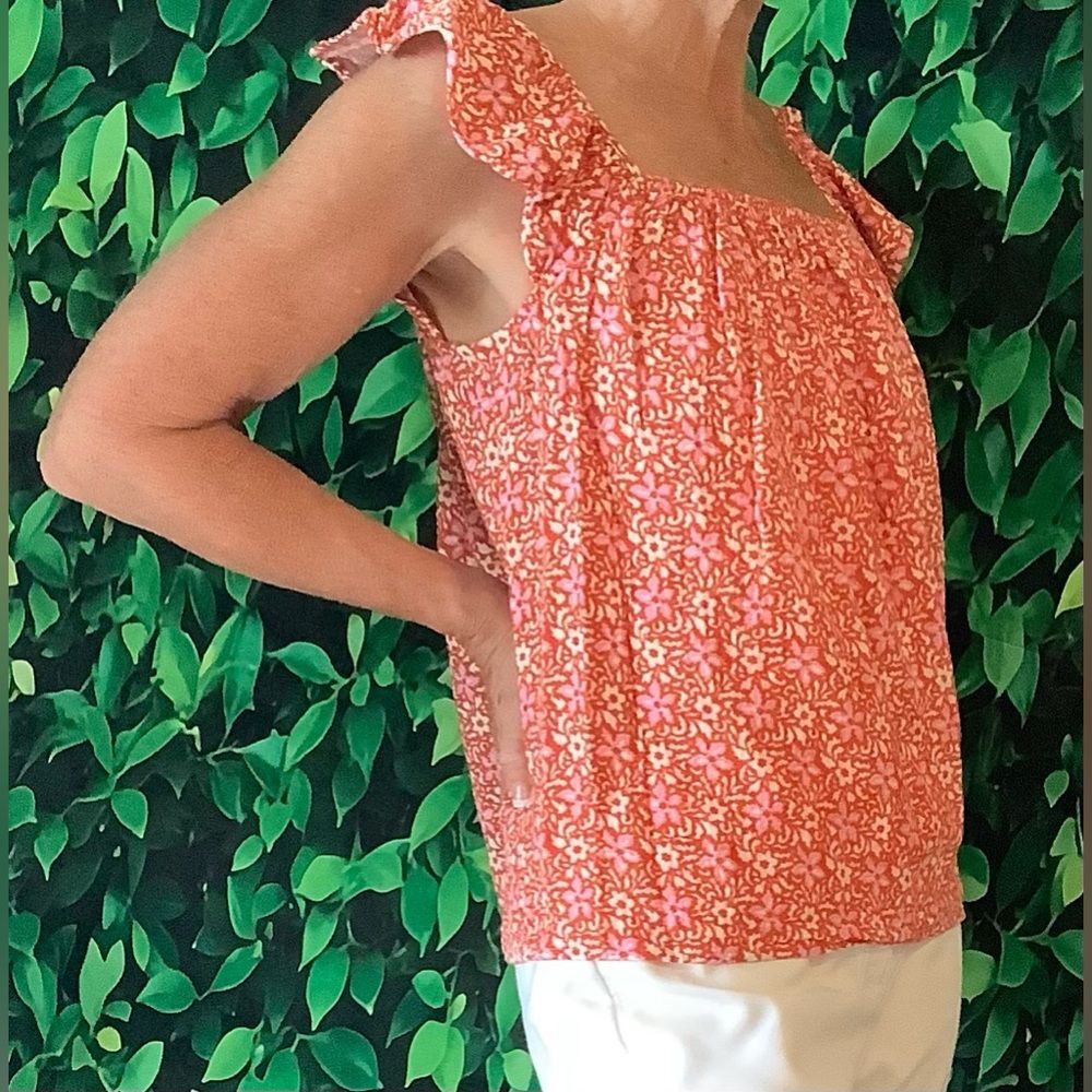 🌸 Ann Taylor Square Neck Flutter Sleeve Top – Size Medium - Picture 4 of 7